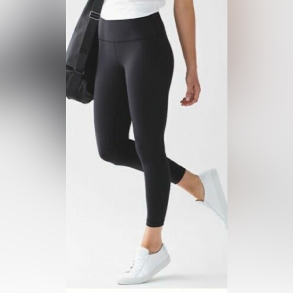 Rare: Lululemon High Times Pant Full On Luon 7/8 Yoga Pants size 6 color: black
